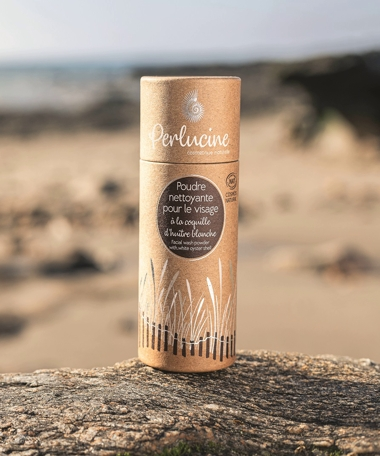 Poudre nettoyante pour le visage aux actifs marins