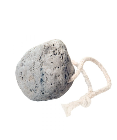 Pierre ponce blanche volcanique avec corde