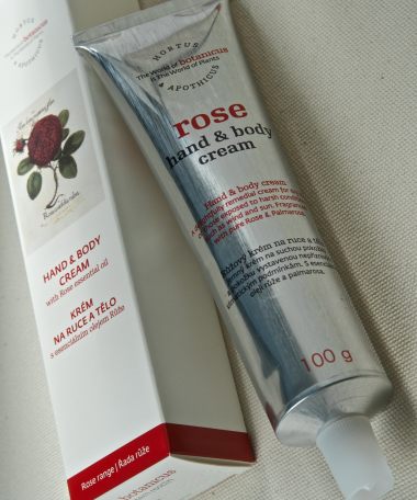 Crème corps et mains à la rose