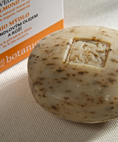 savon Huile d'amande,bio, Rose 100gr